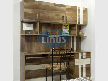 Specialized In Study and Book Shelves